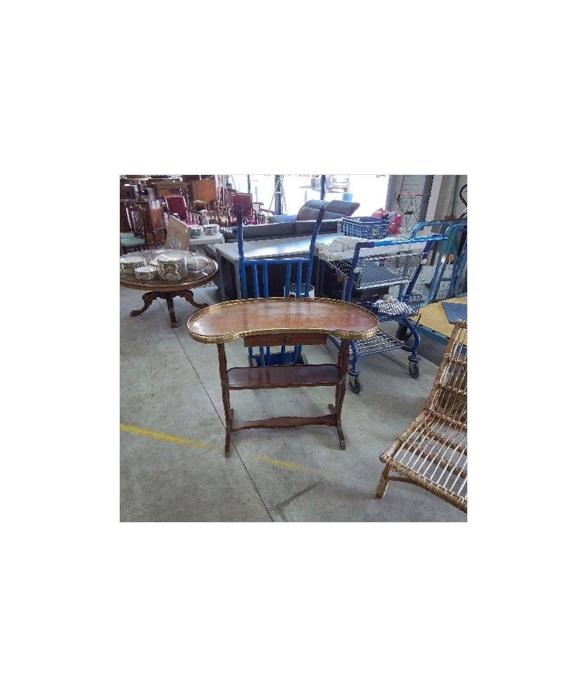 TABLE D’APPOINT EN NOYER 