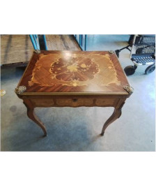 BUREAU COIFFEUSE TABLE A JEU A SYSTÈME BOIS DE ROSE GARNITURE BRONZE  STYLE LOUIS XV