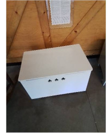 COFFRE BOIS BLANC AUX ÉTOILE 