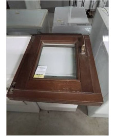 FENETRE BOIS EXOTIQUE OSCILLO-BATTANTE DOUBLE VITRAGE 60X50
