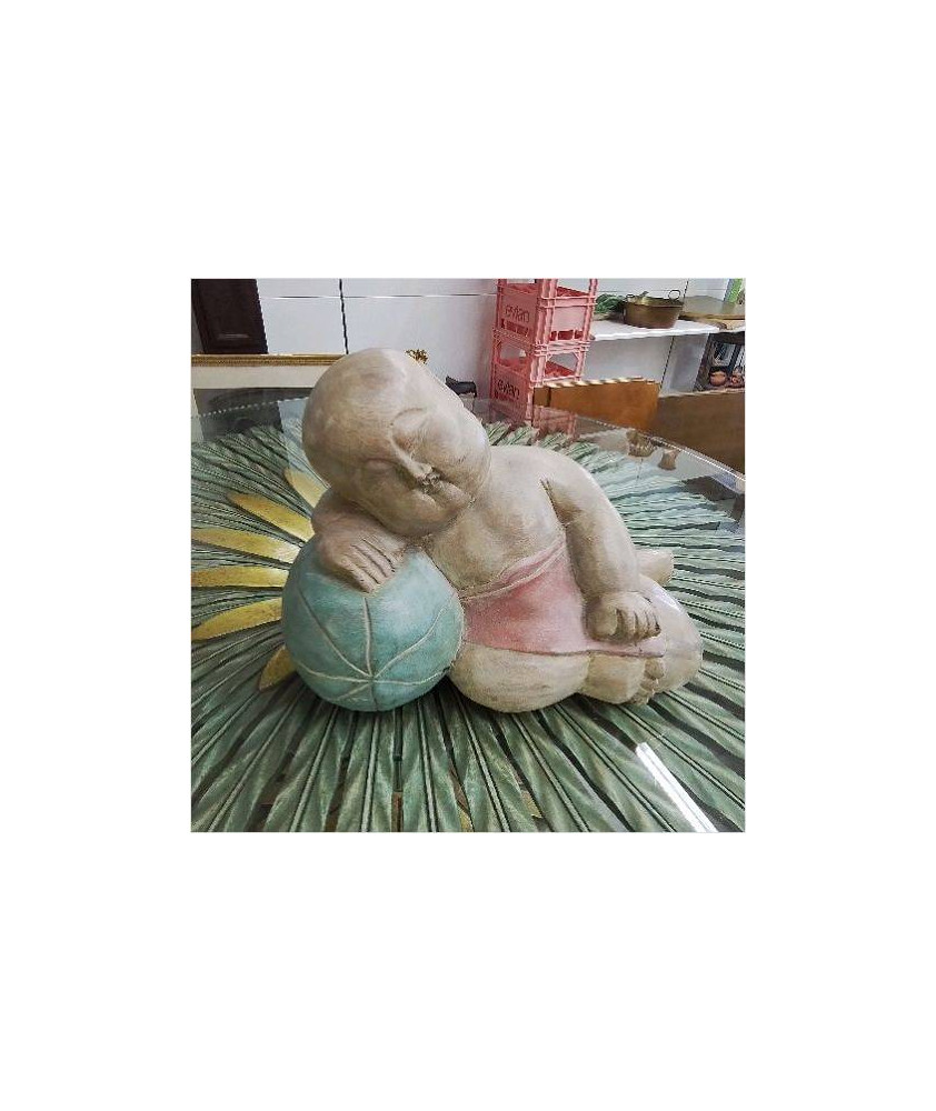 STATUE 
