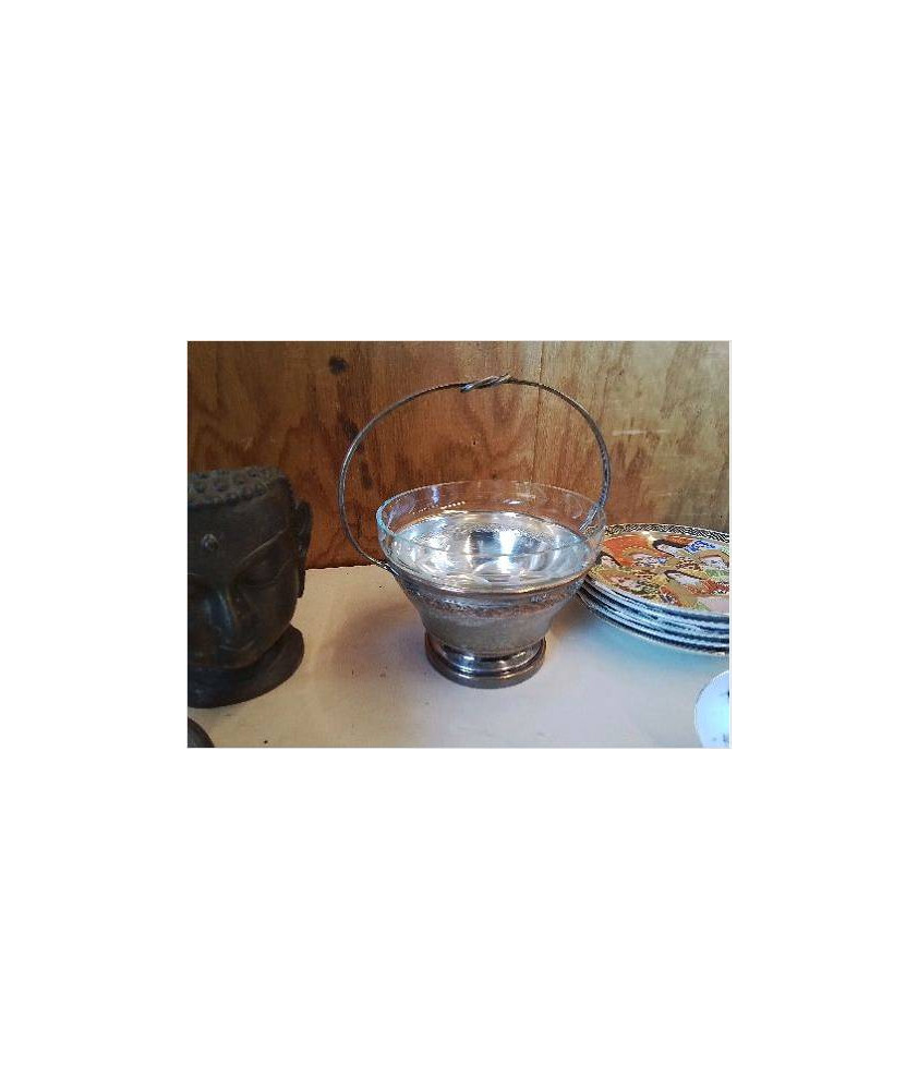 COUPE EN MÉTAL ARGENTÉ 