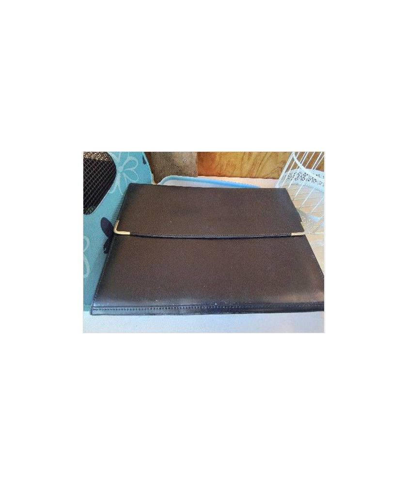 POCHETTE EN CUIR