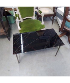 TABLE BASSE NOIR DESSUS VERRE 