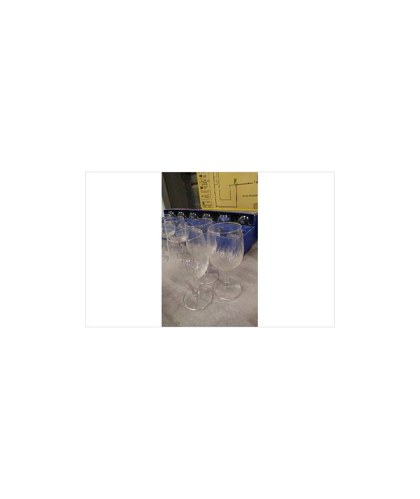 VERRE A PIED LE LOT