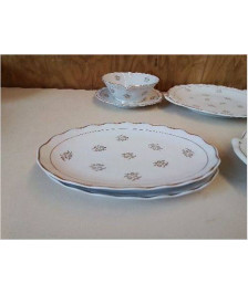 PAIRE DE RAVIER EN PORCELAINE AVEC MOTIF FLORAL BORDURE DORÉ 