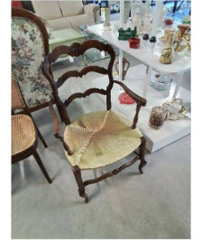 FAUTEUIL DE CHEMINÉE BOIS PAILLÉ DOSSIER CHANTOURNÉ STYLE RÉGENCE 