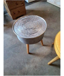 TABLE BASSE COFFRE PIÈTEMENT BOIS CLAIR TISSU GRIS ET DESSUS  PLATEAU ARGENTÉ 