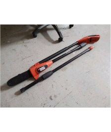 ELAGEUSE SUR PERCHE A BATTERIE BLACK&DECKER