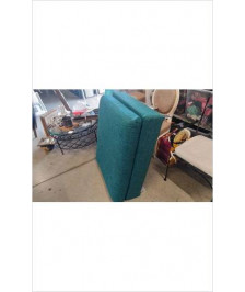 POUF - BOUT DE CANAPE 