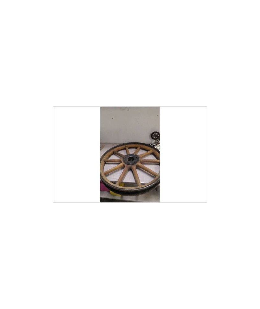 DECO ROUE DE CHARETTE- DEBUT XXEME