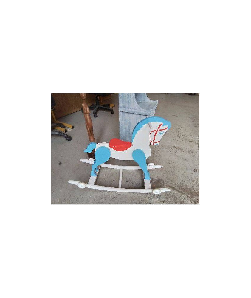 PETIT CHEVAL À BASCULE