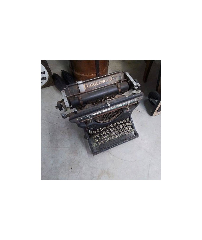 MACHINE A ECRIRE UNDERWOOD