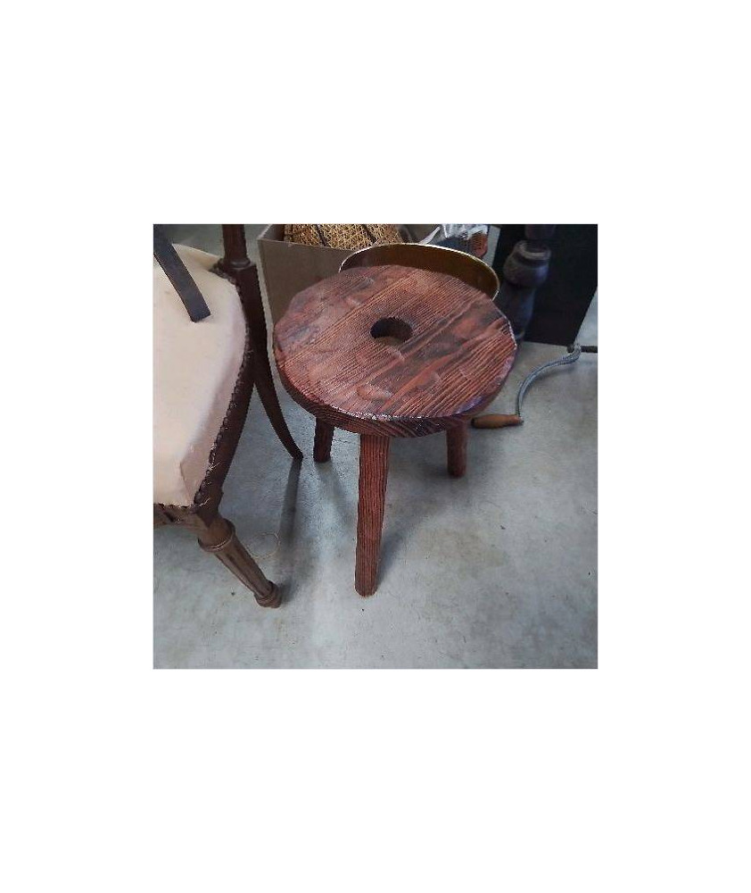 TABOURET TRIPODE
