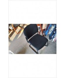 CHAISE D’ATTENTE NOIRE
