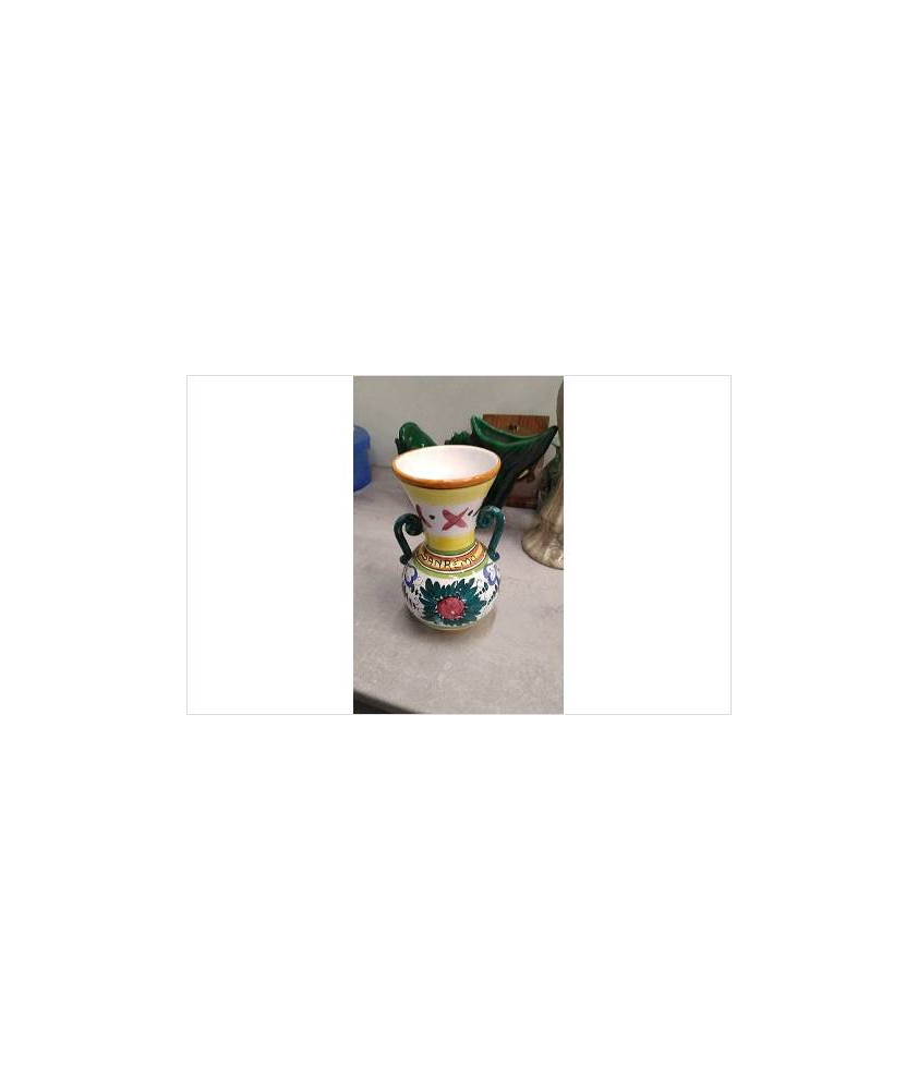 VASE 