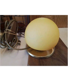 LAMPE GLOBE