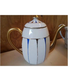 CAFETIÈRE 