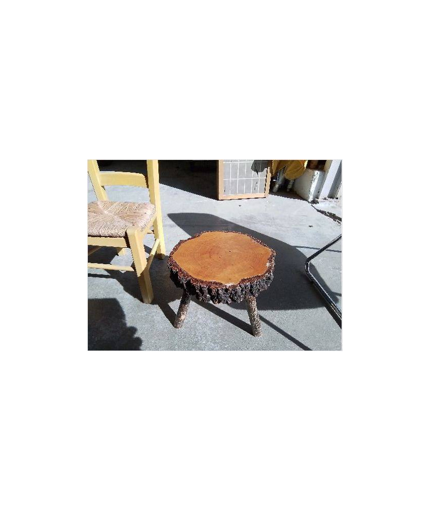 TABOURET EN BOIS 