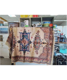 TAPIS DECO AVEC MOTIF 