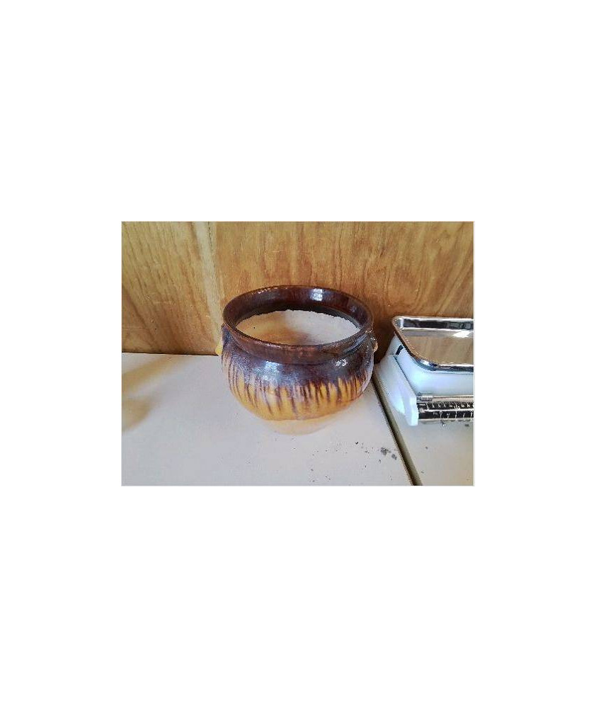 CACHE POT 
