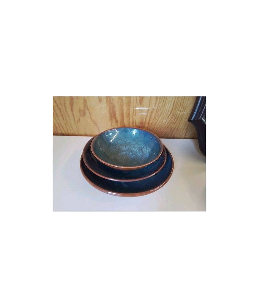 LOT DE 3 PLATS EN TERRE CUITE 