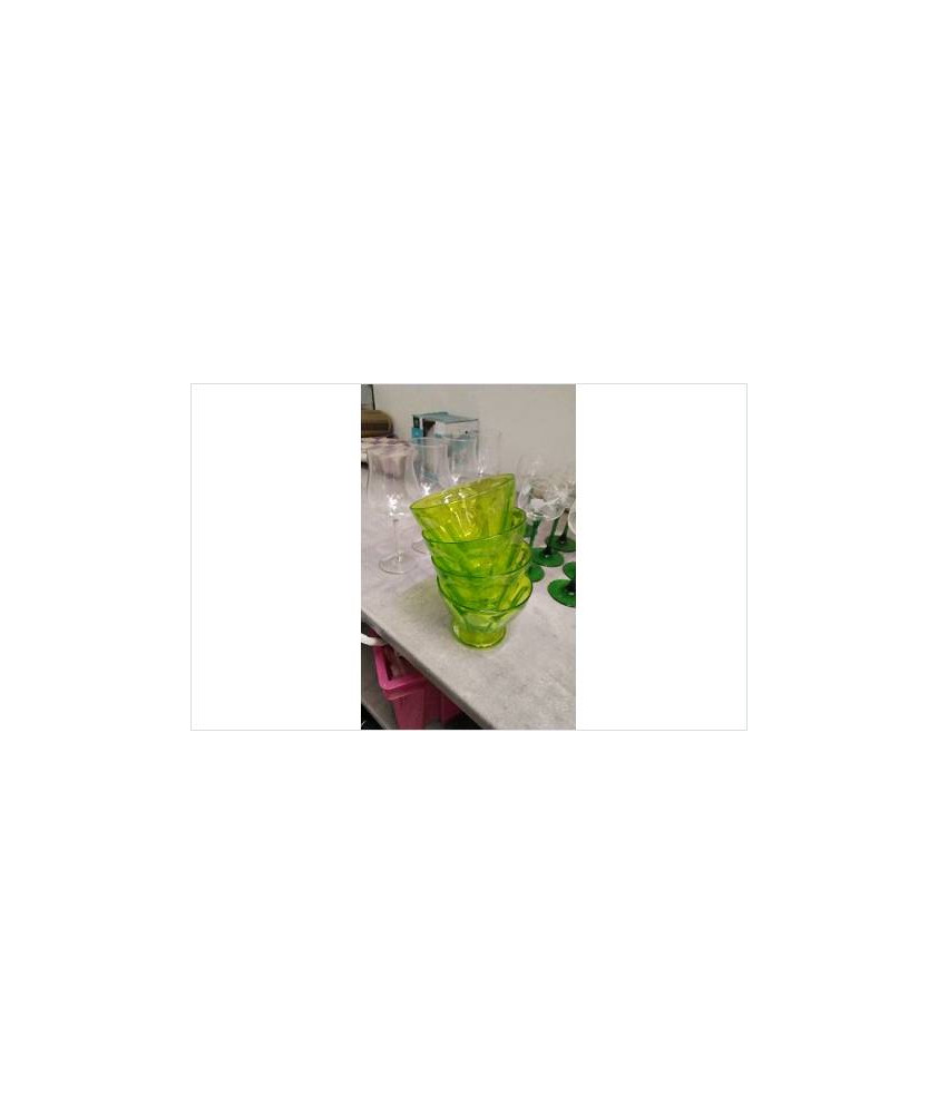 COUPES A GLACE PLASTIQUE VERTES X4 