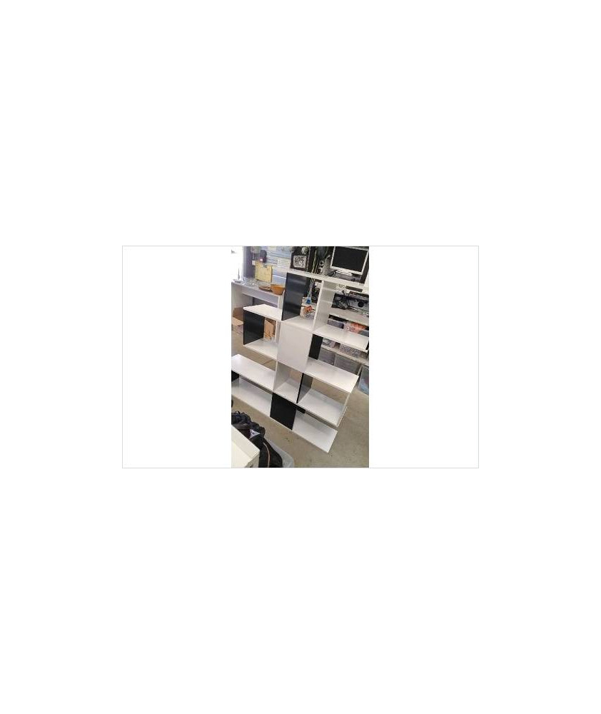 ETAGERE BLANCHE ET NOIRE 