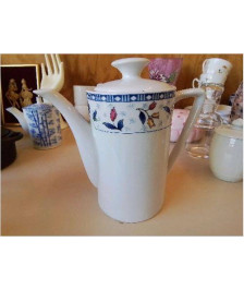 PETITE CAFETIÈRE EN PORCELAINE 