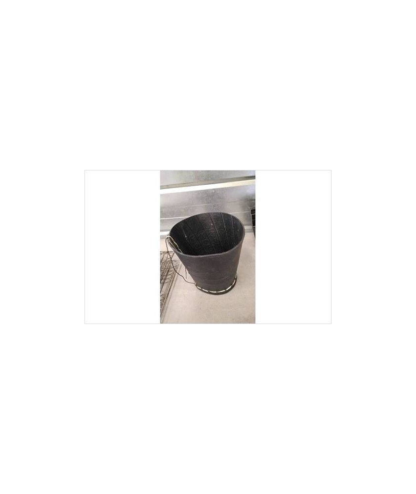 CACHE POT