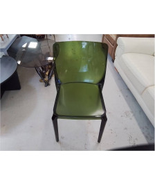 CHAISE EN PLEXI VERT