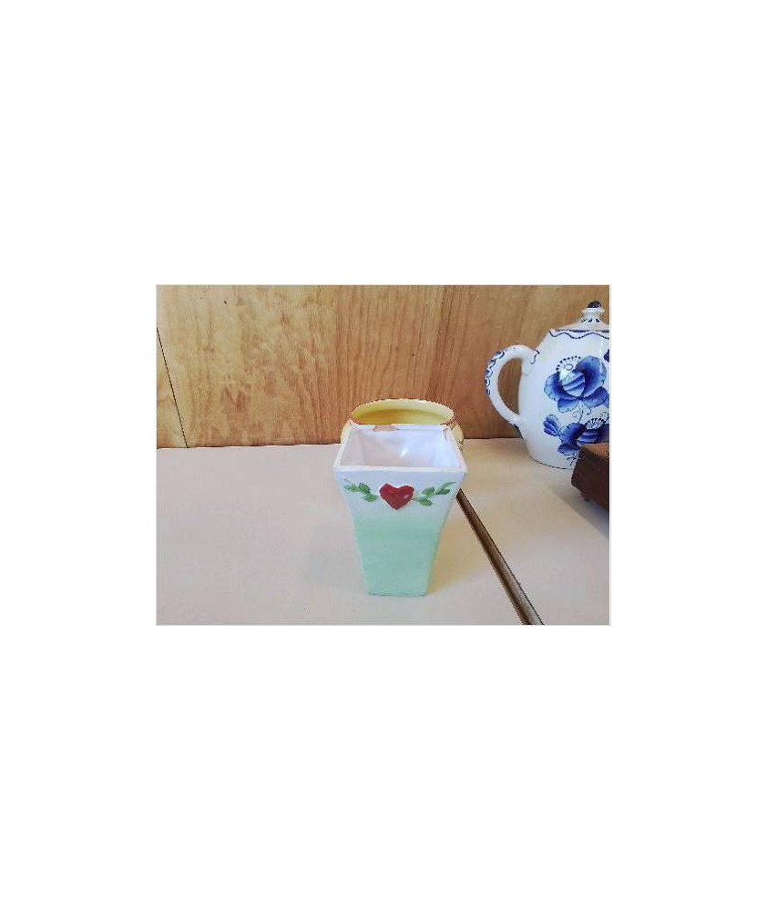 CACHE POT MOTIF PETIT COEUR 