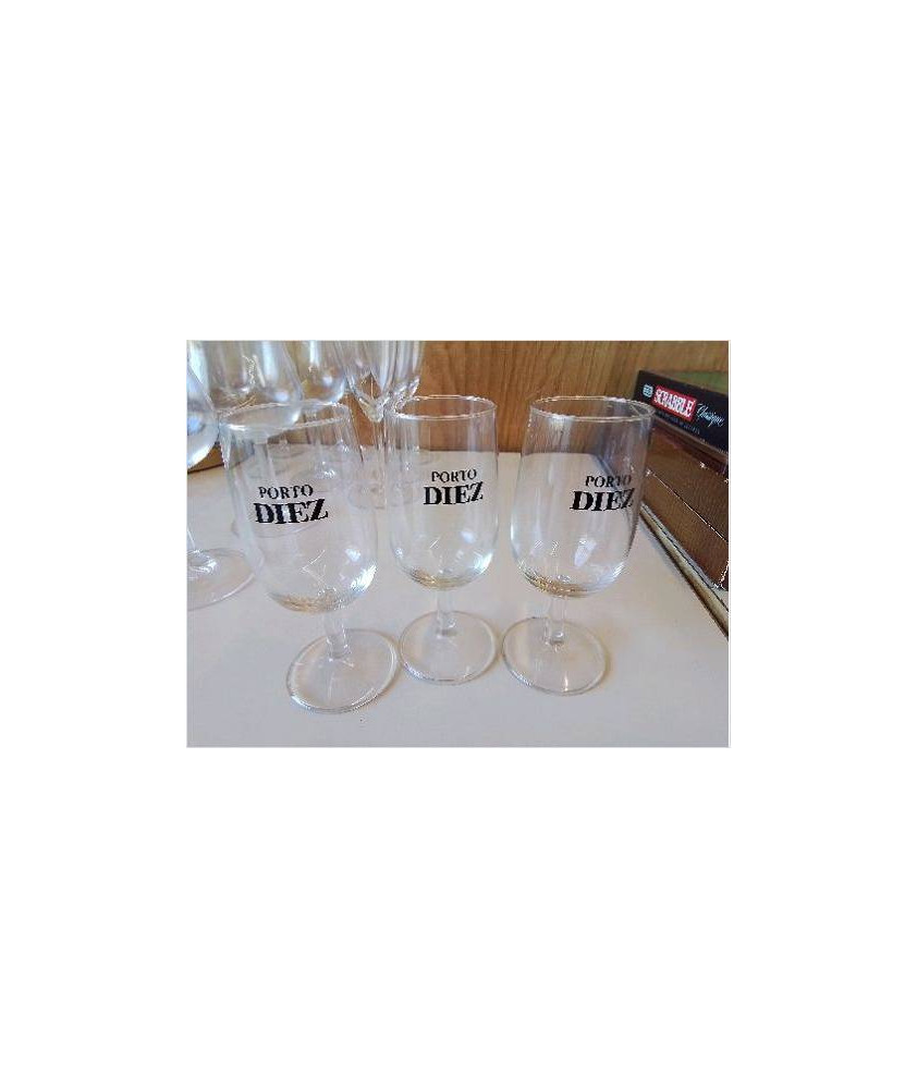 LOT DE 3 VERRES A PORTO