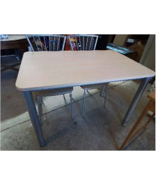 TABLE DE CUISINE