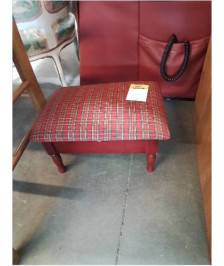 REPOSE PIEDS COFFRE BOIS ROUGE CAPITONNÉ TISSU ECOSSAIS 