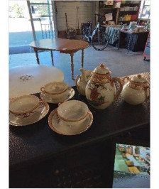SERVICE A THÉ PORCELAINE JAPONAISE 9 PIÈCES 