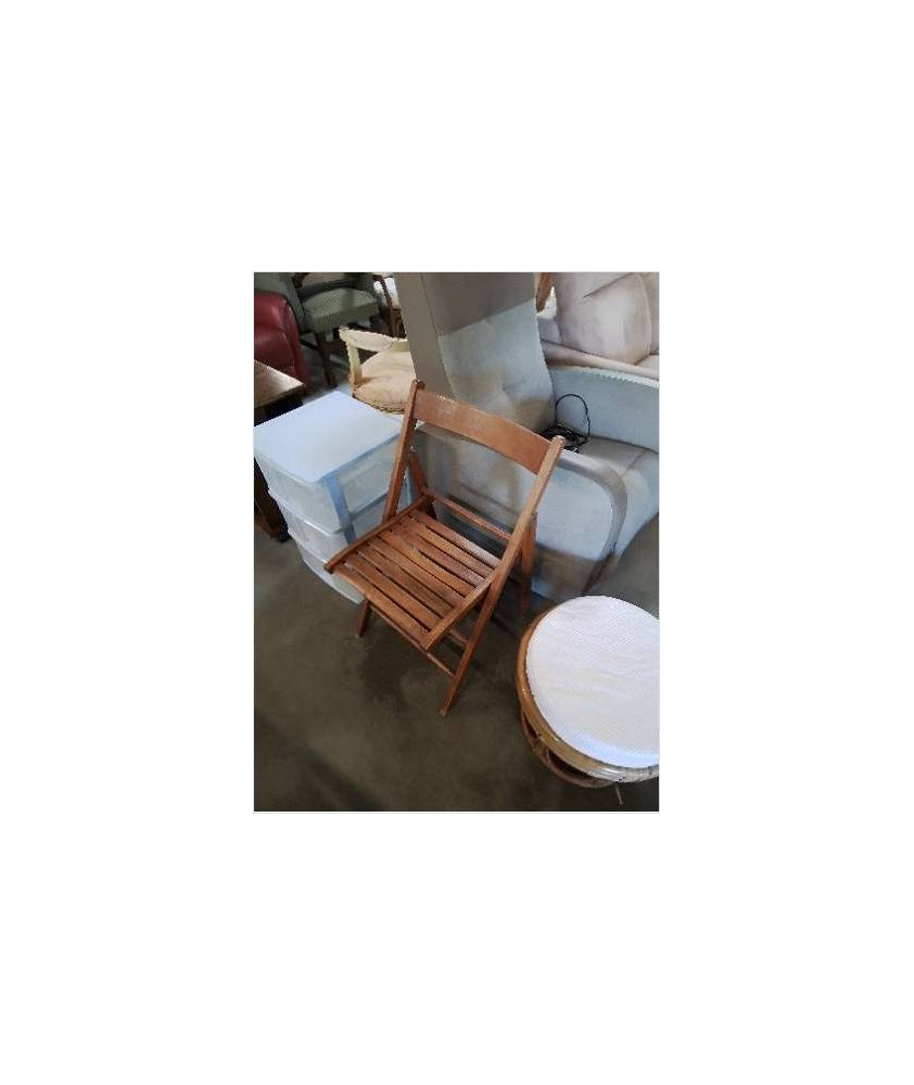 CHAISE PLIANTE BOIS CLAIR AJOURÉ