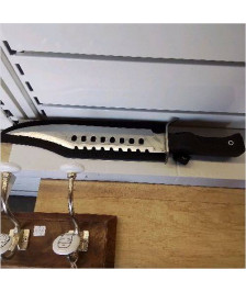COUTEAU RAMBO
