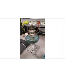 PIED DE LAMPE A PETROLE 