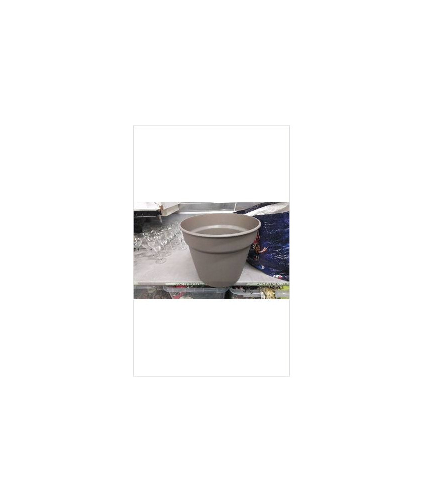 POT PLASTIQUE TAUPE