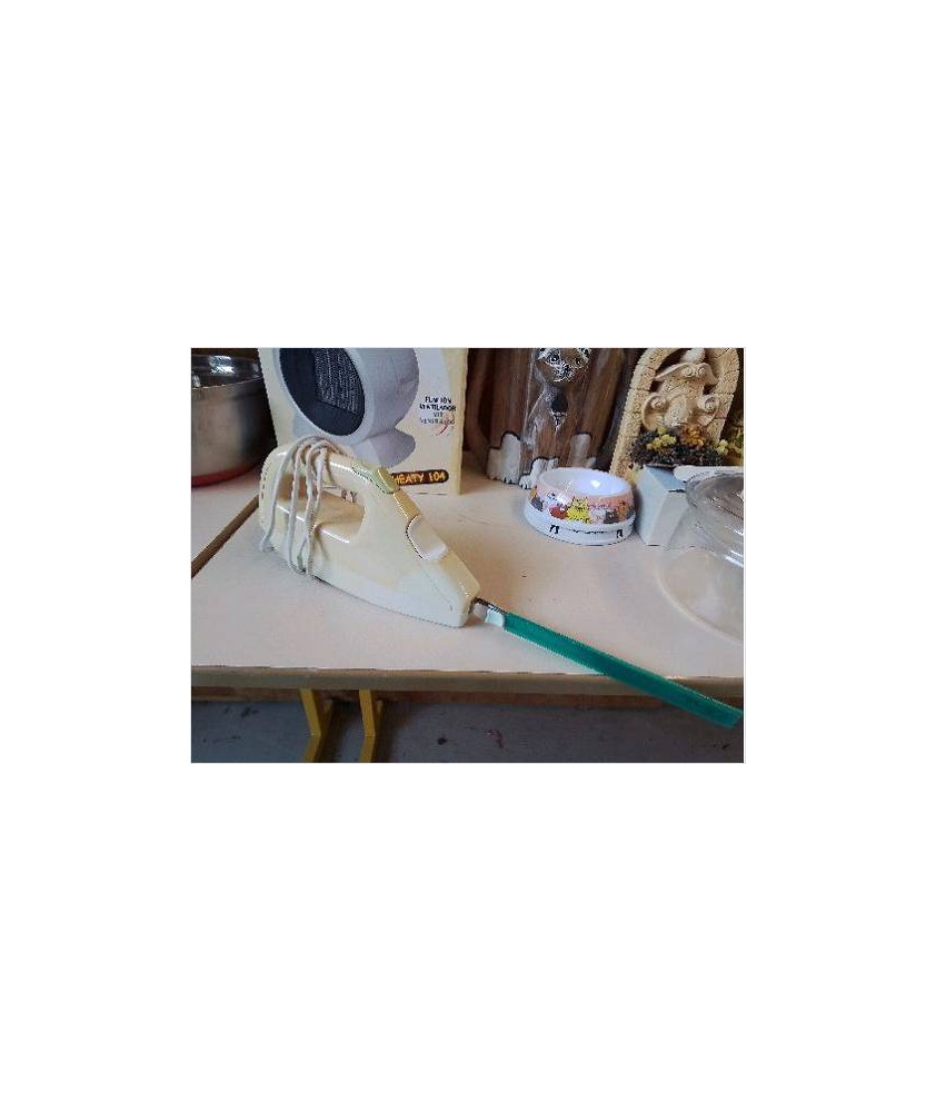 COUTEAU À PAIN ELECTRIQUE 