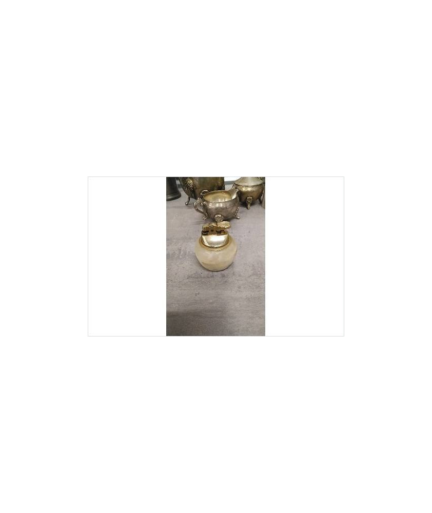 BRIQUET ONYX DECO EN LETAT 