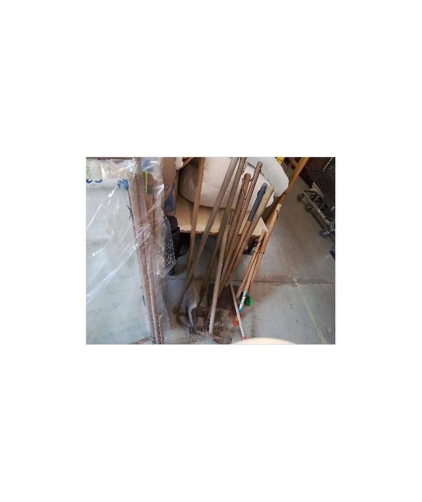 OUTILS DE JARDIN 