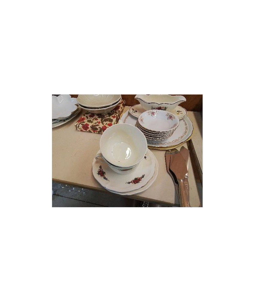 TASSE AVEC SOUCOUPE 