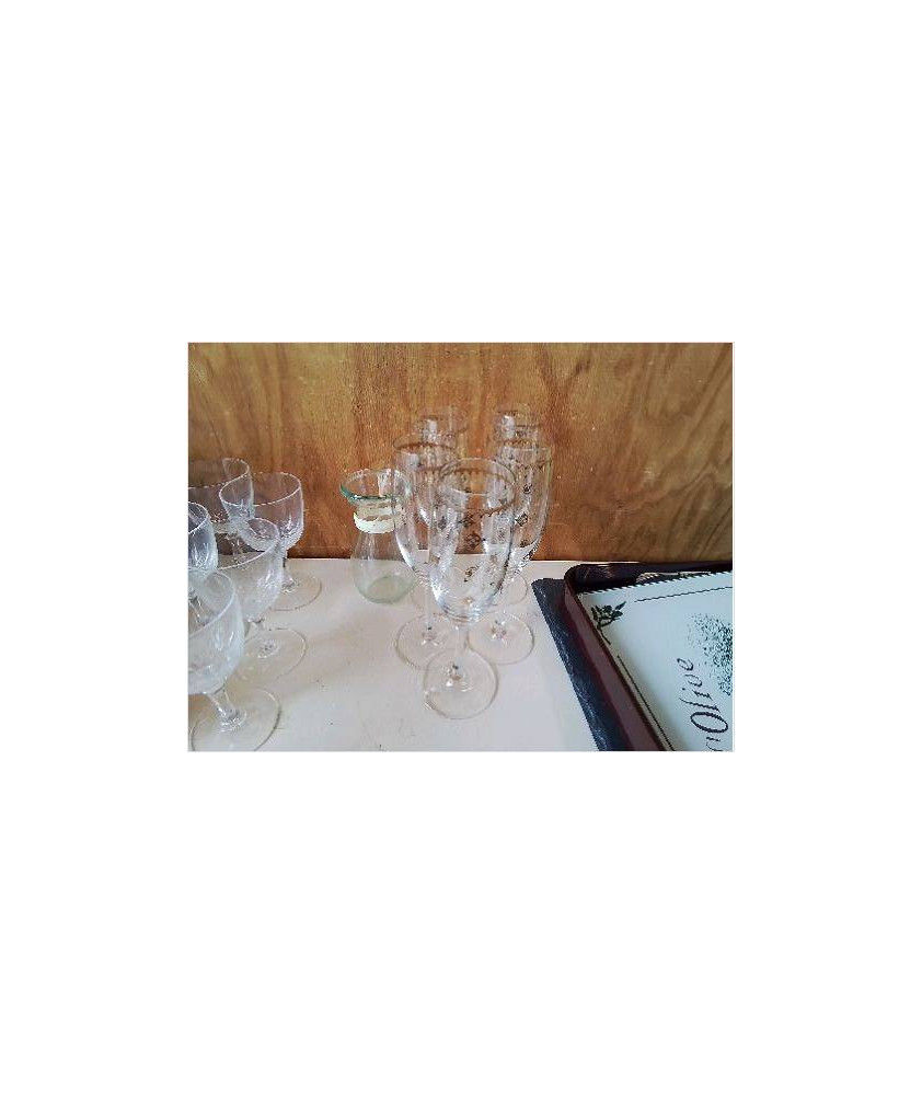 LOT DE 5 FLUTES AVEC MOTIF 