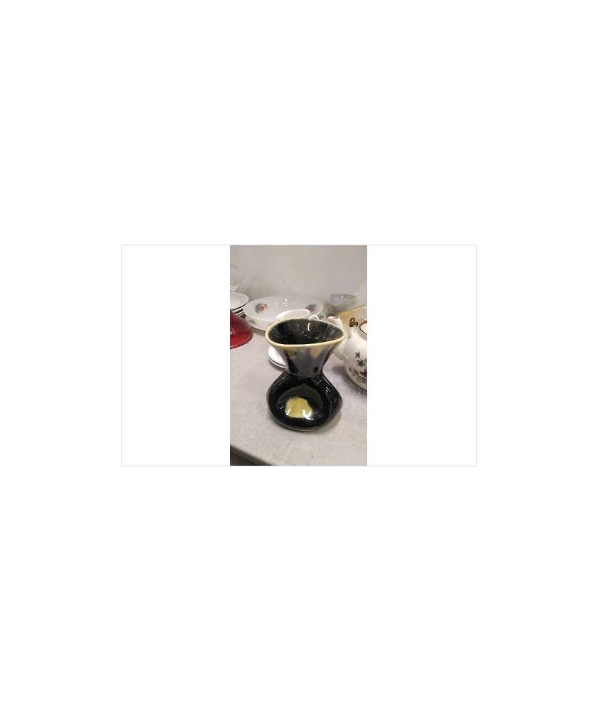 VASE NOIR 