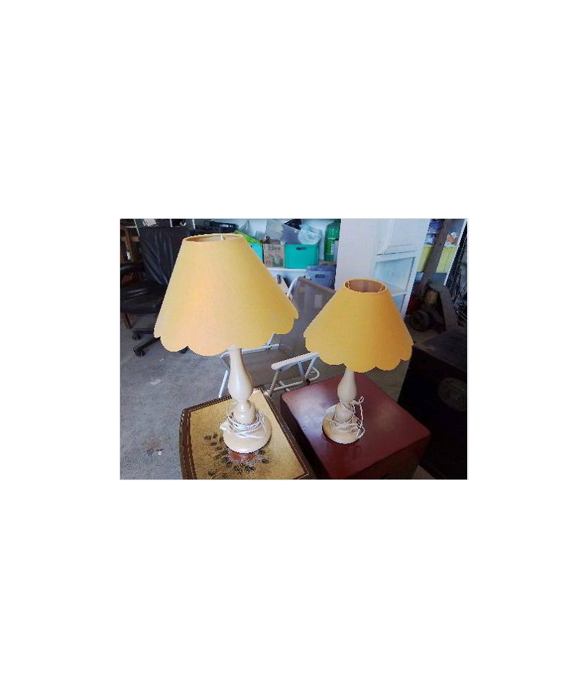 LAMPE JAUNE 