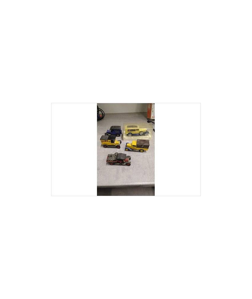 VOITURE MINIATURE PUB 