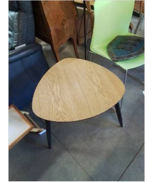 TABLE BASSE TRIANGULAIRE PIÈTEMENT BOIS NOIR PLATEAU BOIS CLAIR