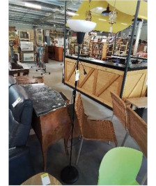 LAMPADAIRE MÉTAL NOIR AJ RÉSINE BLANC
